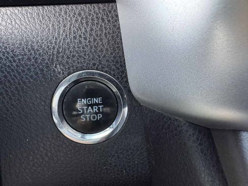 Used 2018 Toyota Highlander Limited image 75