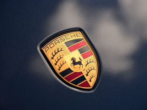 Certified 2026 Porsche Macan AWD/4WD image 19