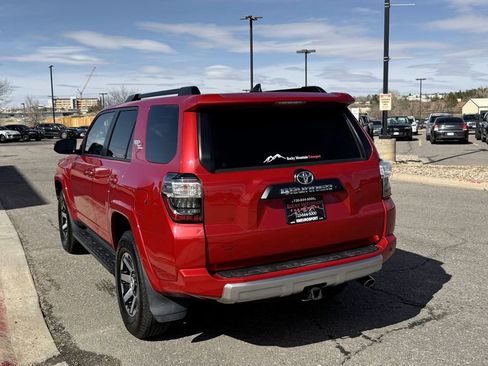 Used 2019 Toyota 4Runner TRD Off-Road image 6