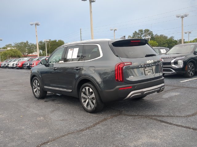 Used 2022 Kia Telluride EX w/ EX Premium Package FWD image 7