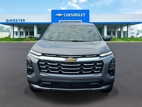 New 2026 Chevrolet Equinox LT w/ Safety and Technology Package AWD/4WD image 3