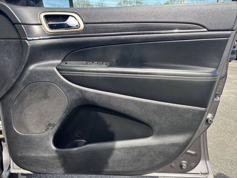 Used 2014 Jeep Grand Cherokee Limited AWD/4WD image 18