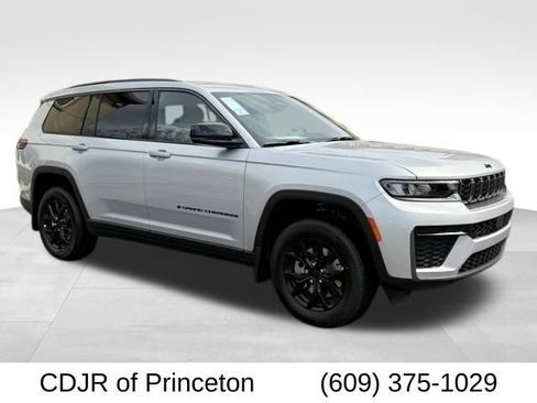 New 2026 Jeep Grand Cherokee L 4WD image 1