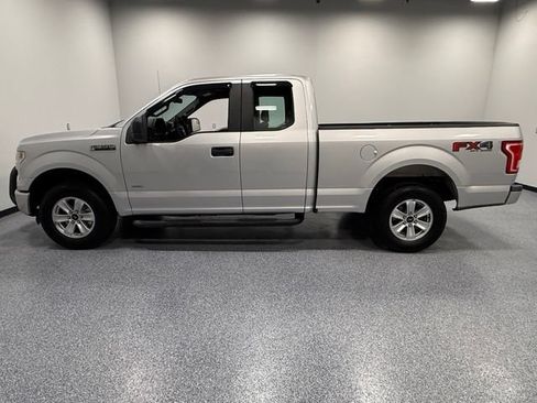 Used 2015 Ford F150 XL w/ Equipment Group 101A Mid AWD/4WD image 8