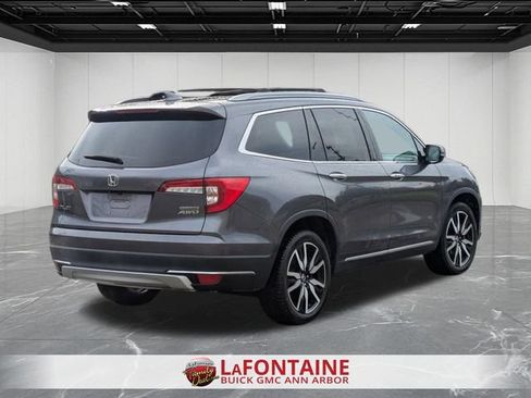 Used 2021 Honda Pilot Touring image 5
