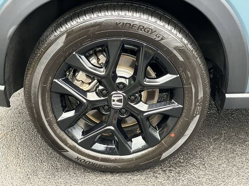 Certified 2025 Honda HR-V Sport image 13