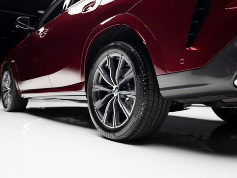 Used 2025 BMW X6 xDrive40i w/ Premium Package image 76