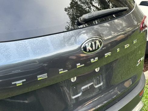 Used 2021 Kia Telluride S AWD/4WD image 9
