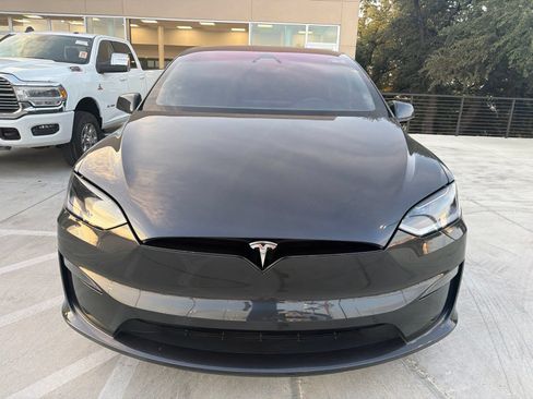 Used 2024 Tesla Model X AWD/4WD image 2