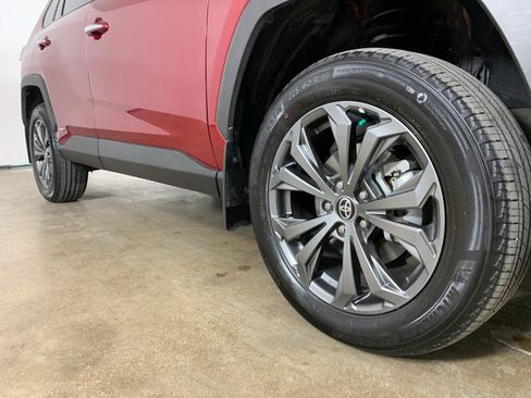 Used 2023 Toyota RAV4 Limited image 6