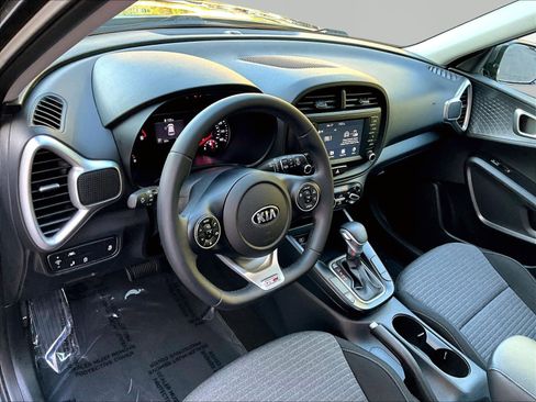 Certified 2021 Kia Soul GT-Line FWD image 17