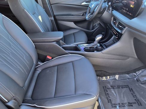 Used 2026 Buick Encore GX Avenir w/ Avenir Convenience Package image 11