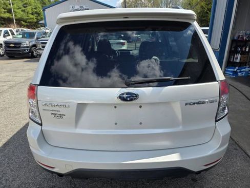 Used 2010 Subaru Forester 2.5X Premium image 6