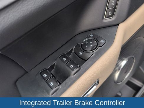 Certified 2023 Ford Expedition XLT image 38