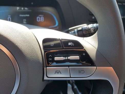 Used 2026 Hyundai Elantra SE FWD image 14