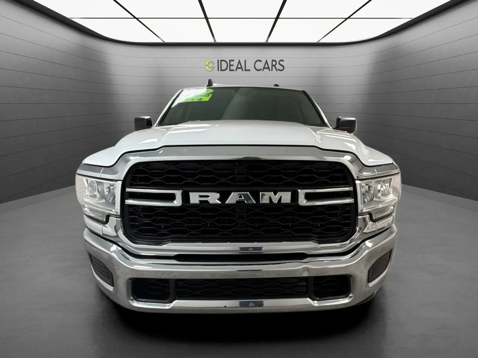 Used 2019 RAM 2500 Tradesman AWD/4WD image 2
