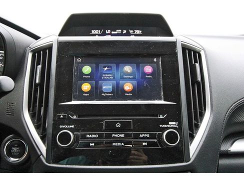 Used 2020 Subaru Forester Premium w/ Popular Package #1 AWD/4WD image 11