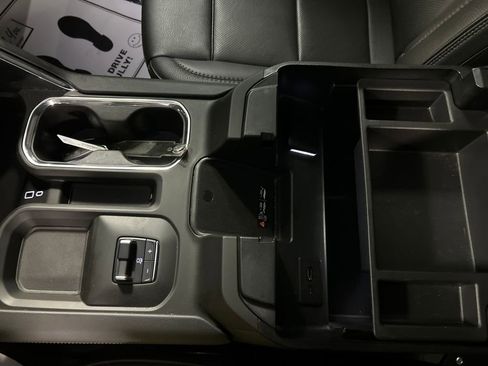 Used 2024 GMC Sierra 2500 Denali w/ Denali Reserve Package image 21