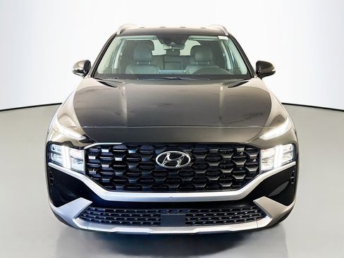 Used 2023 Hyundai Santa Fe SEL image 2