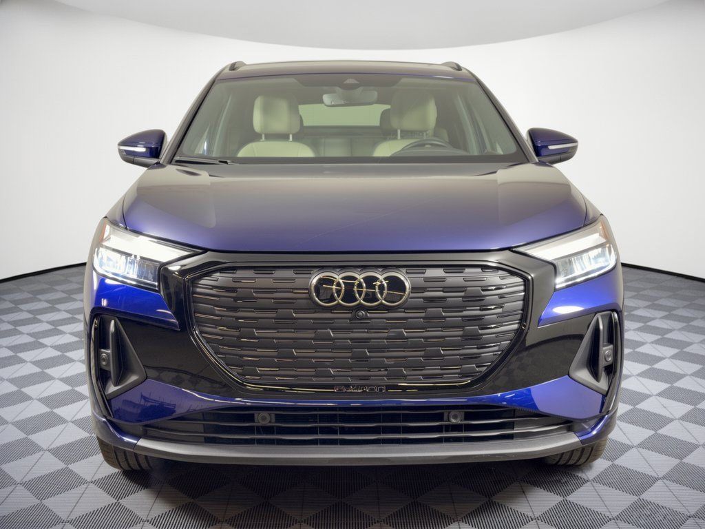 Used 2024 Audi Q4 e-tron Premium Plus AWD/4WD image 6