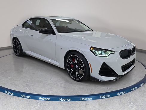 Used 2025 BMW M240i xDrive Coupe AWD/4WD image 4