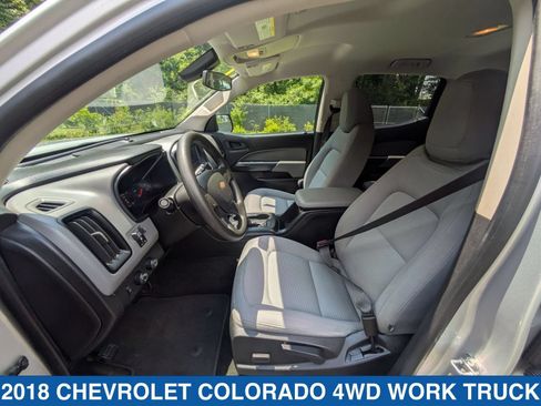 Used 2018 Chevrolet Colorado W/T AWD/4WD image 24