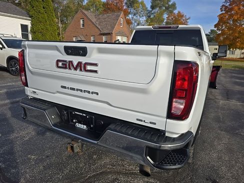 Used 2022 GMC Sierra 2500 SLE w/ SLE Value Package; image 37