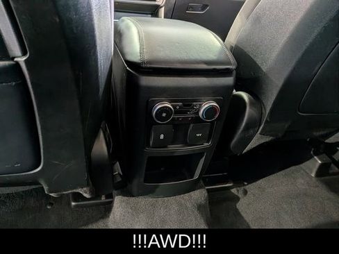 Used 2020 Ford Explorer XLT w/ Comfort Package image 18