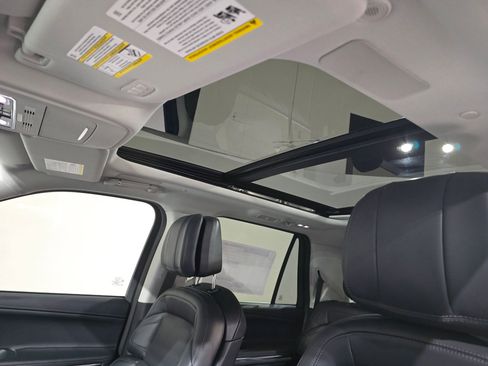 New 2025 Lincoln Navigator L Reserve AWD/4WD image 22
