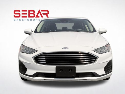 Used 2020 Ford Fusion SE FWD image 2