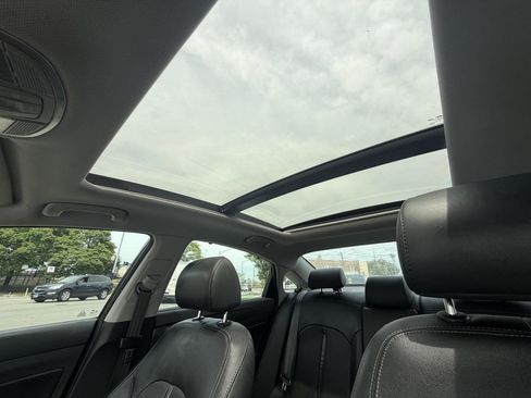 Used 2019 Hyundai Sonata Limited w/ Ultimate Package 04 FWD image 38
