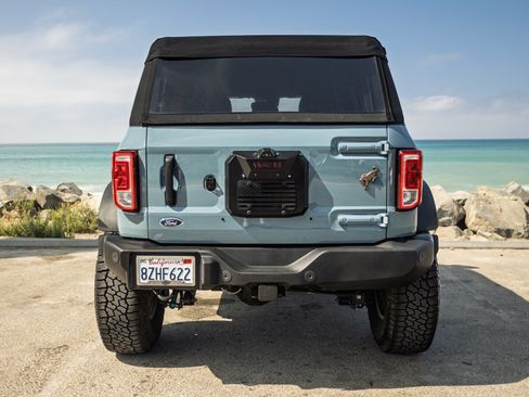 Used 2021 Ford Bronco Big Bend w/ Sasquatch Package AWD/4WD image 5