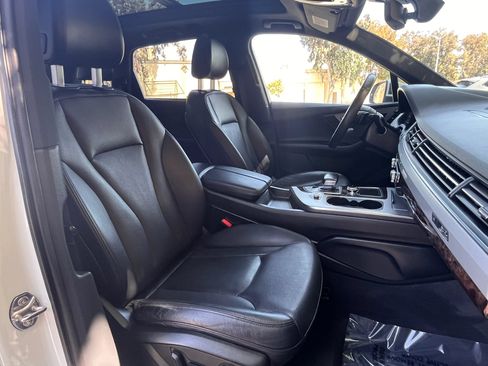 Used 2019 Audi Q7 2.0T Premium Plus w/ Premium Plus Package AWD/4WD image 11