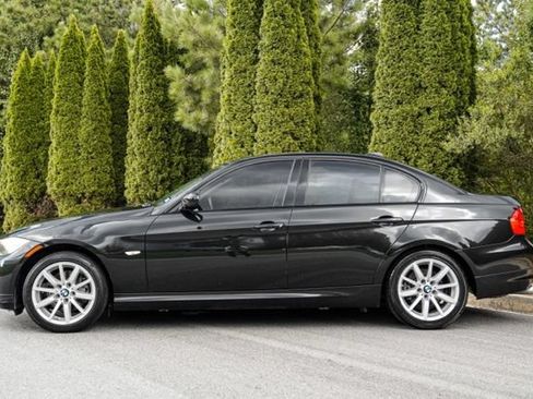 Used 2010 BMW 328i Sedan RWD image 5