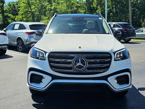 New 2026 Mercedes-Benz GLS 450 4MATIC image 4