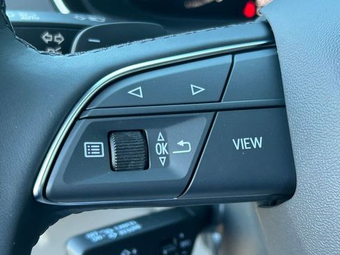 Used 2025 Audi Q5 Prestige image 16