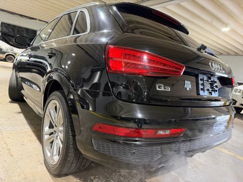 Used 2017 Audi Q3 2.0T Prestige w/ Prestige Package AWD/4WD image 3