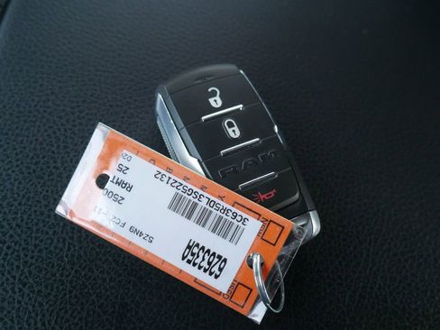 Used 2025 RAM 2500 Big Horn AWD/4WD image 28