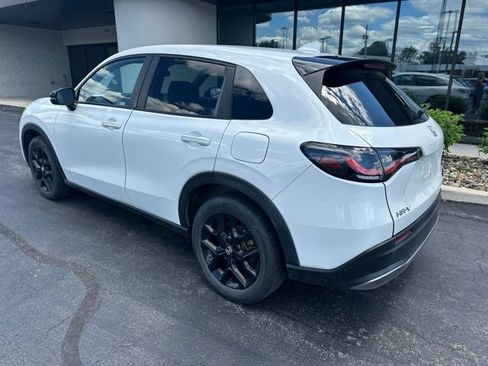 Used 2024 Honda HR-V Sport image 13