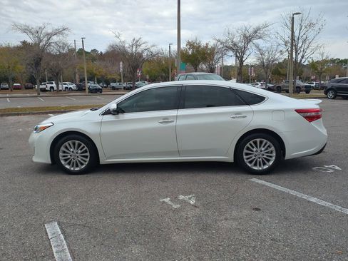 Used 2015 Toyota Avalon Limited image 8