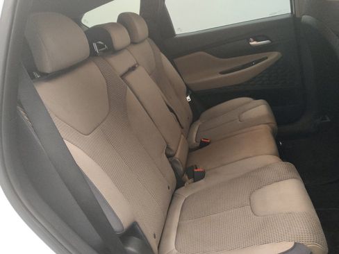 Used 2020 Hyundai Santa Fe SEL image 19