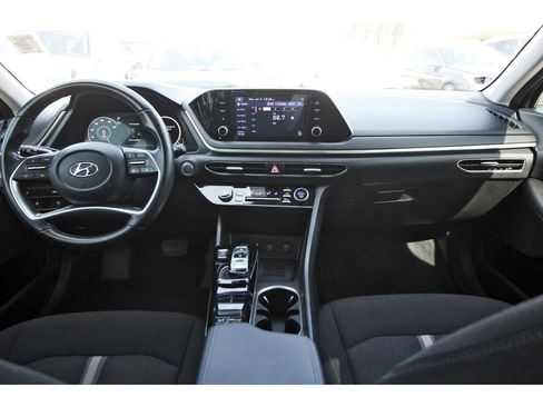 Used 2022 Hyundai Sonata SEL w/ Convenience Package image 12