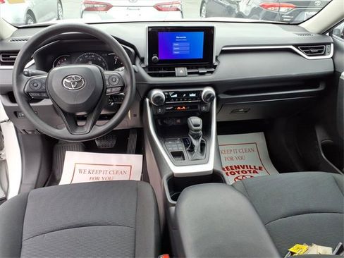 Used 2023 Toyota RAV4 LE image 10