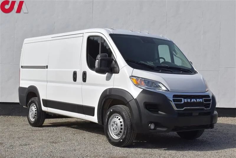 Used 2025 RAM ProMaster 2500 w/ U-Haul Equipment Group FWD image 1