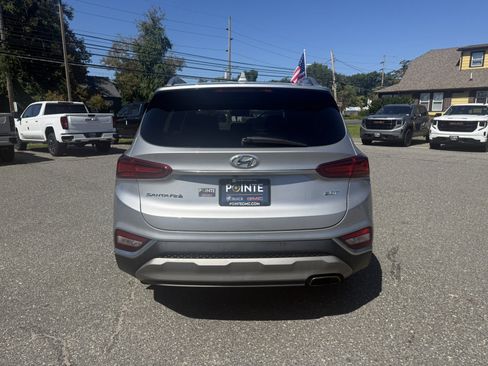 Used 2020 Hyundai Santa Fe SEL FWD image 4