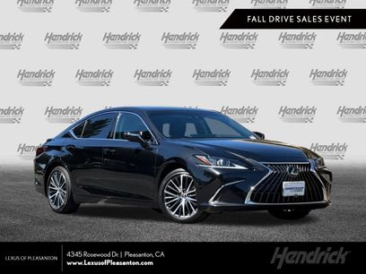 Certified 2025 Lexus ES 300h w/ Premium Package
