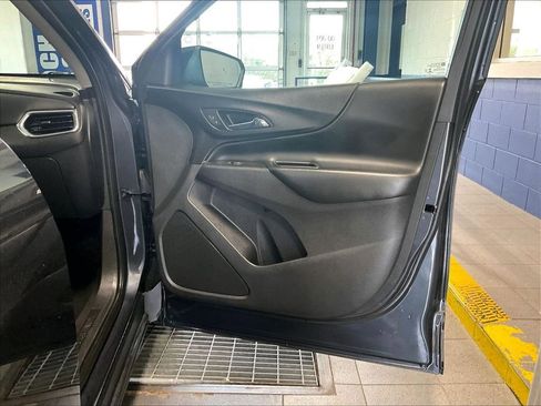 Used 2023 Chevrolet Equinox LT AWD/4WD image 12
