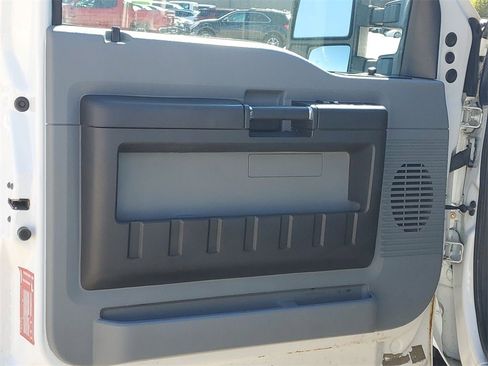 Used 2016 Ford F250 XL w/ Power Equipment Group image 64