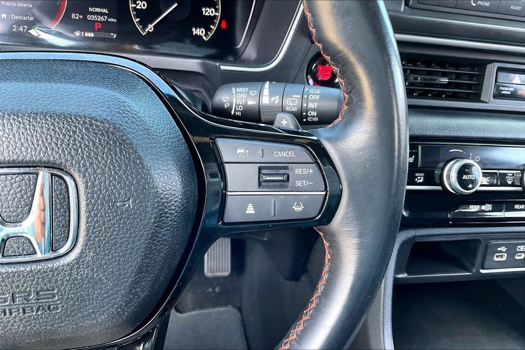 Certified 2025 Honda Pilot Sport image 12