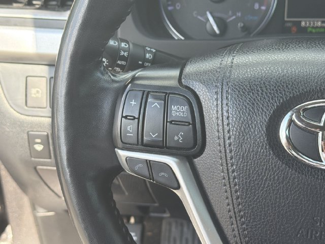 Used 2019 Toyota Highlander Limited Platinum AWD/4WD image 27